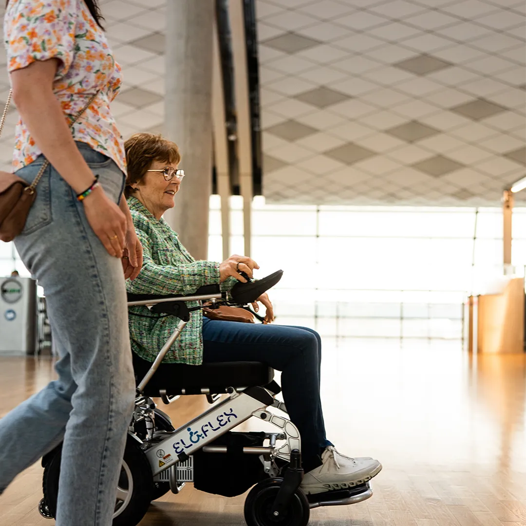 Flight approved by IATA Eloflex foldable power wheelchair